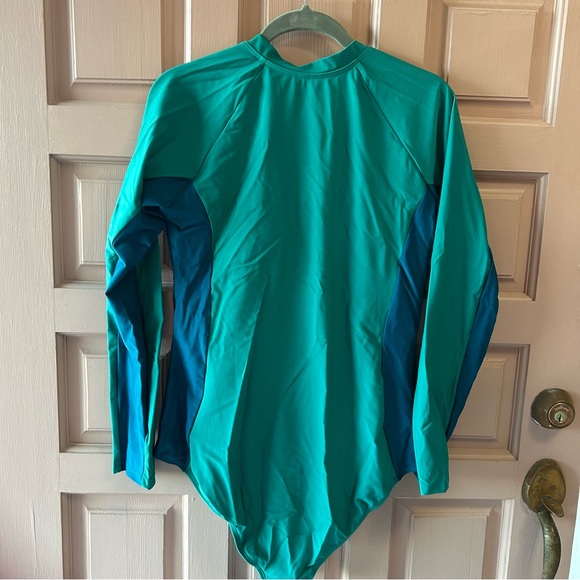 Cupshe Green and Blue Long Sleeve One Piece Swimsuit - Picture 2 of 10